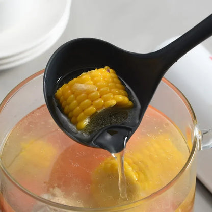 Louche-filtrante-limpia-bouillon