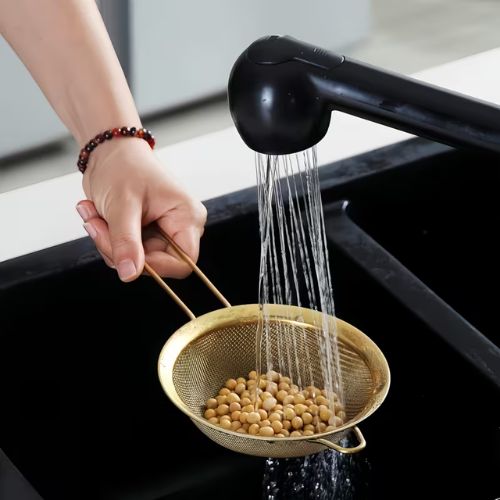chinois-cuisine-dore-egoutter