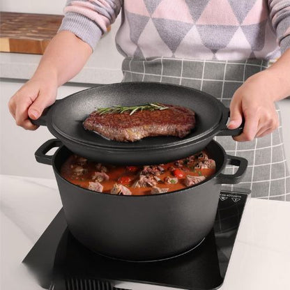 cocotte-en-fonte-noire-couvercle-utilisable