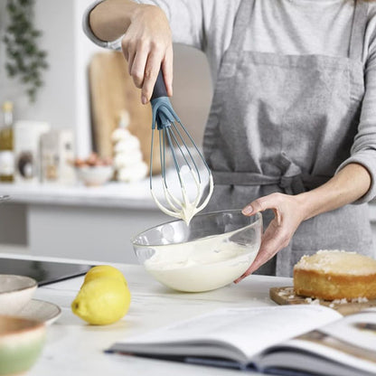 fouet-de-cuisine-gris