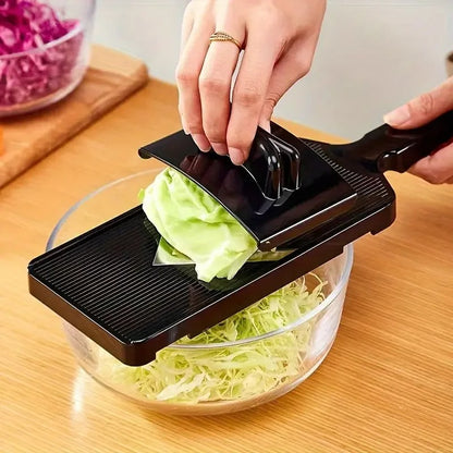 mandoline-japonaise-en-v-poussoir