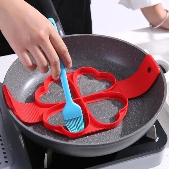 moule-à-pancake-silicake-huile