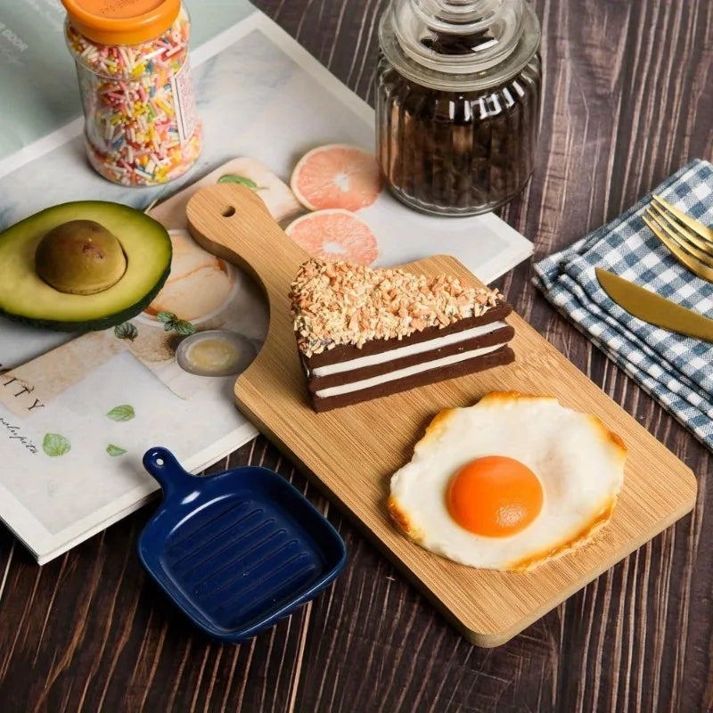 planche-à-découper-en-bois-petit-dejeuner