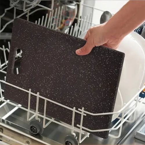 planche-a-decouper-stonecut-noir-nettoyage