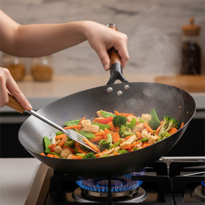 poele wok forgee main anti rayures