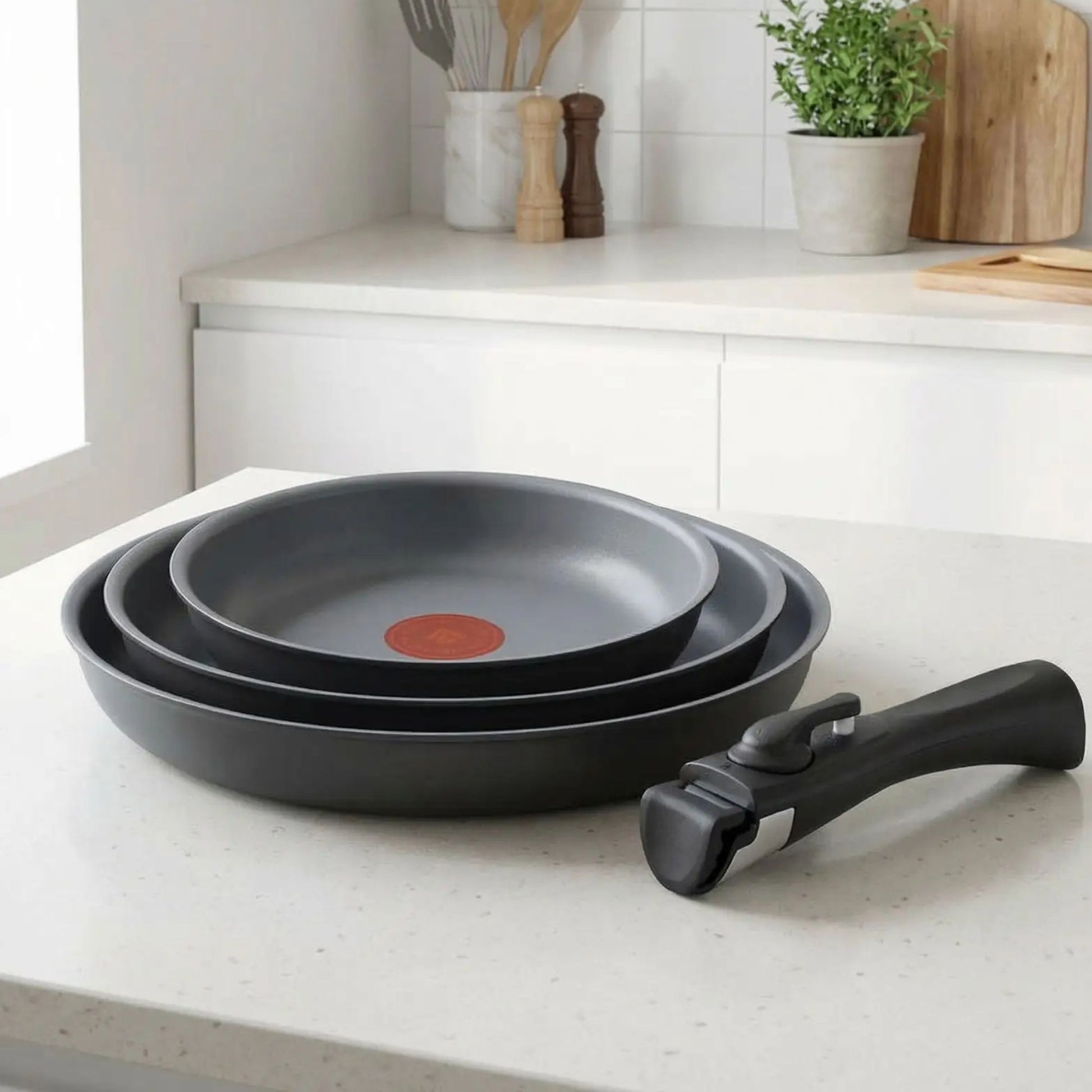 poeles poignees amovibles spacesaver repere couleur