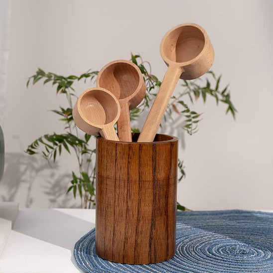 pot ustensiles de cuisine en bois cuilleres doseuses