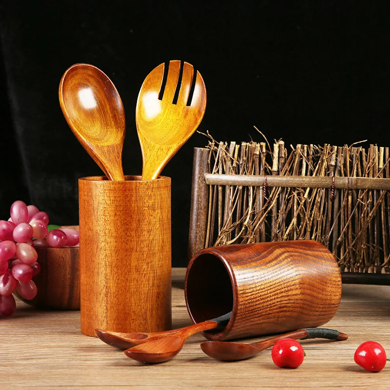 pot ustensiles de cuisine en bois poli