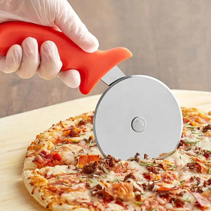 roulette à pizza rollcut rouge