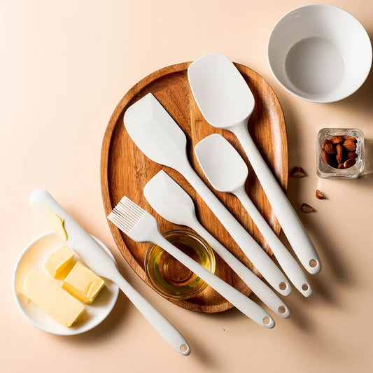 spatule-cuisine-tout-silicone-gris