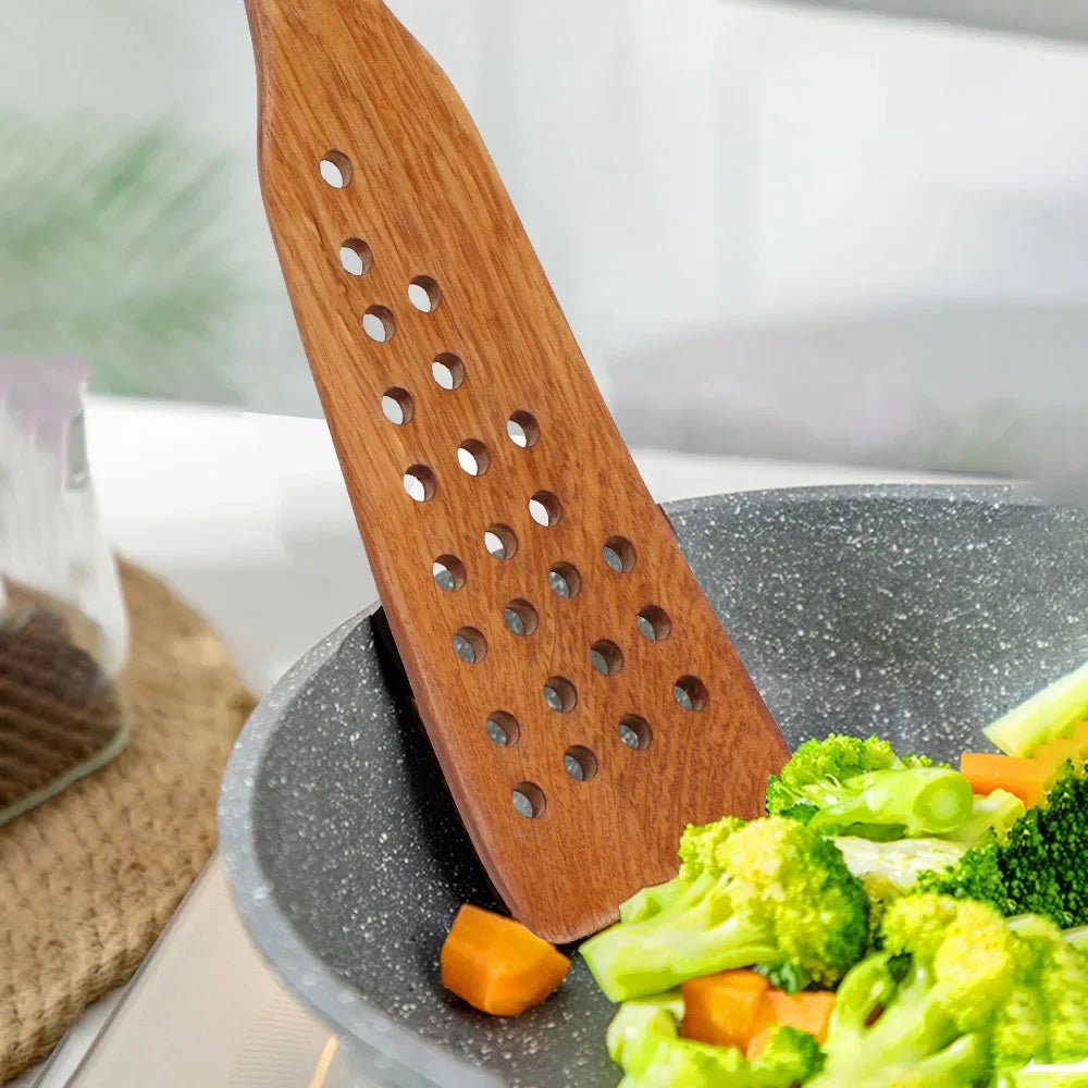 spatule en bois filtrante robuste