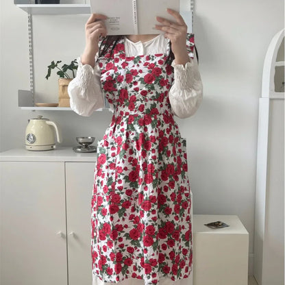 tablier de cuisine femme romantique rouge